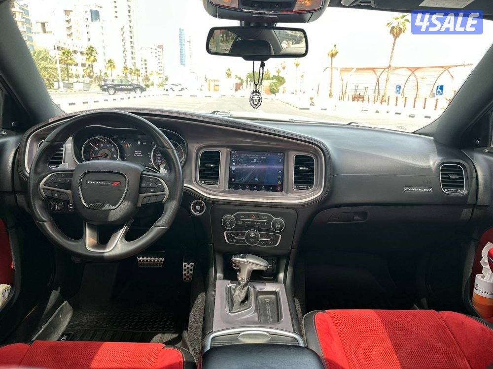 ماشيه ٦٦ الف - SRT8 6.4 - سكات باك8