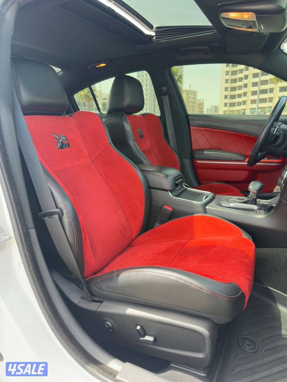 ماشيه ٦٦ الف - SRT8 6.4 - سكات باك10