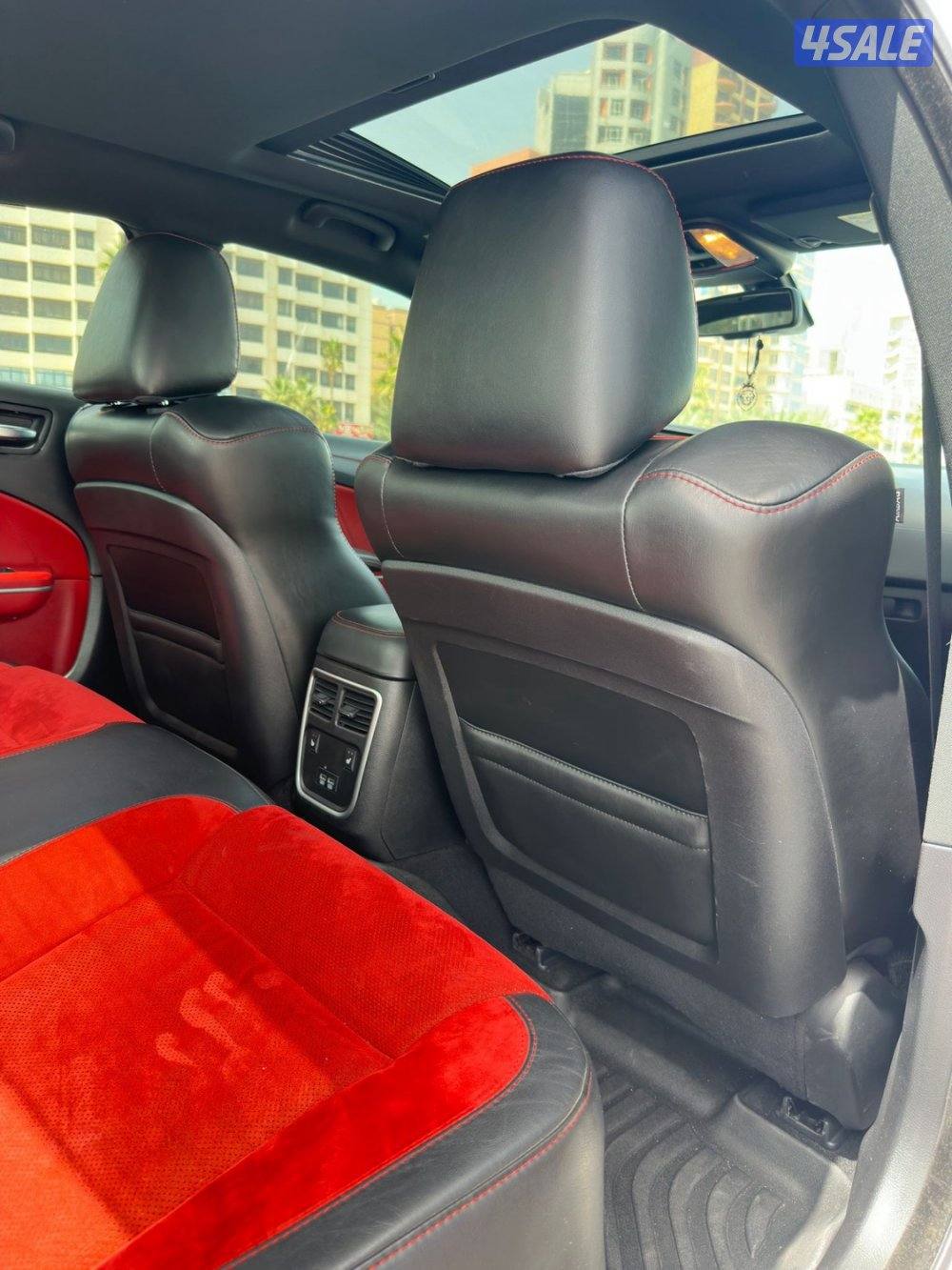 ماشيه ٦٦ الف - SRT8 6.4 - سكات باك12