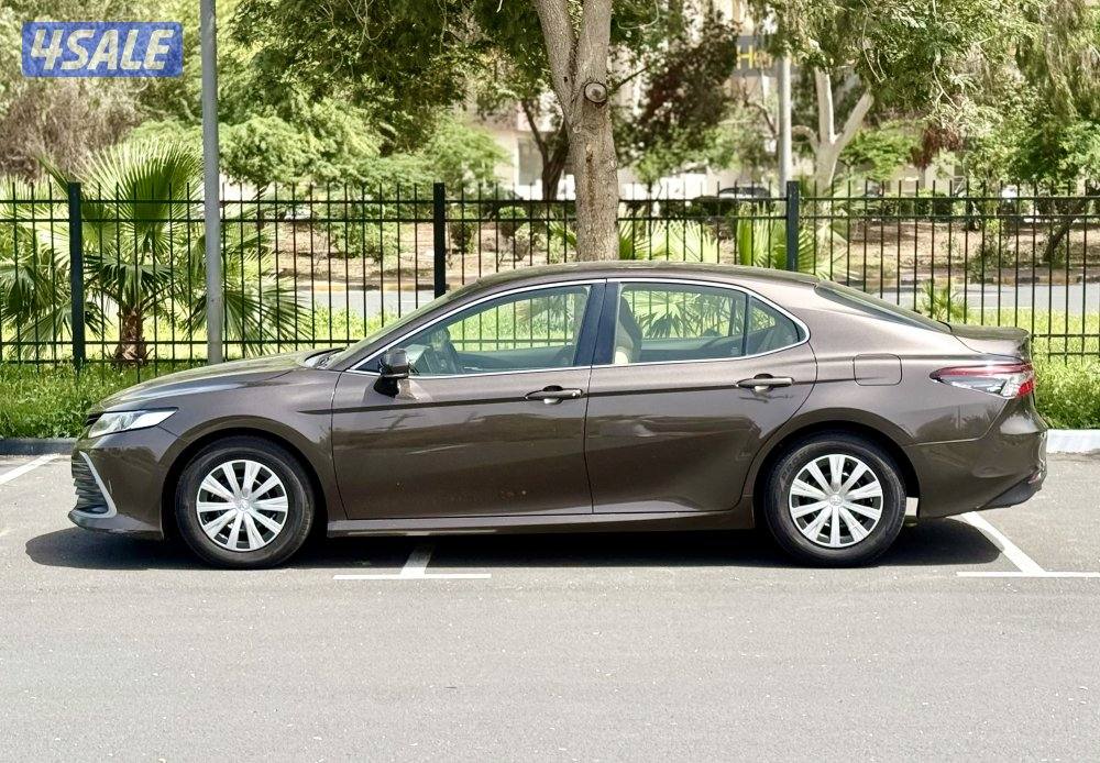 للبيع كامري 2021 عداد 42 الف بس2