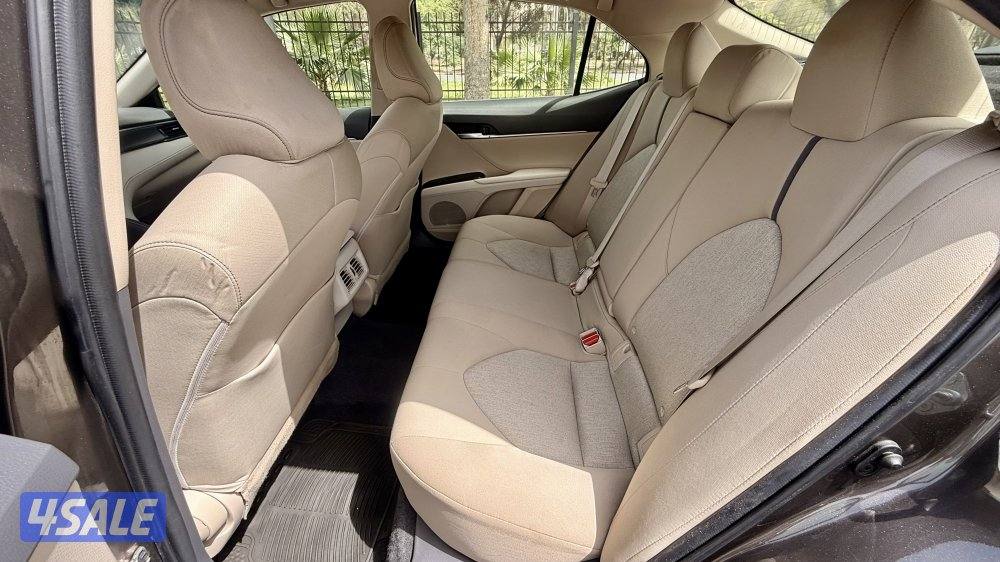 للبيع كامري 2021 عداد 42 الف بس8