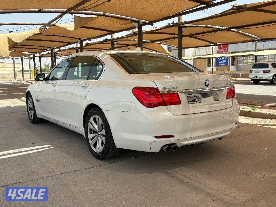 للبيع بي ام 730 Liموديل ٢٠١٢2