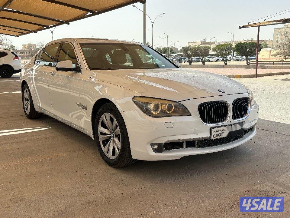 للبيع بي ام 730 Liموديل ٢٠١٢3