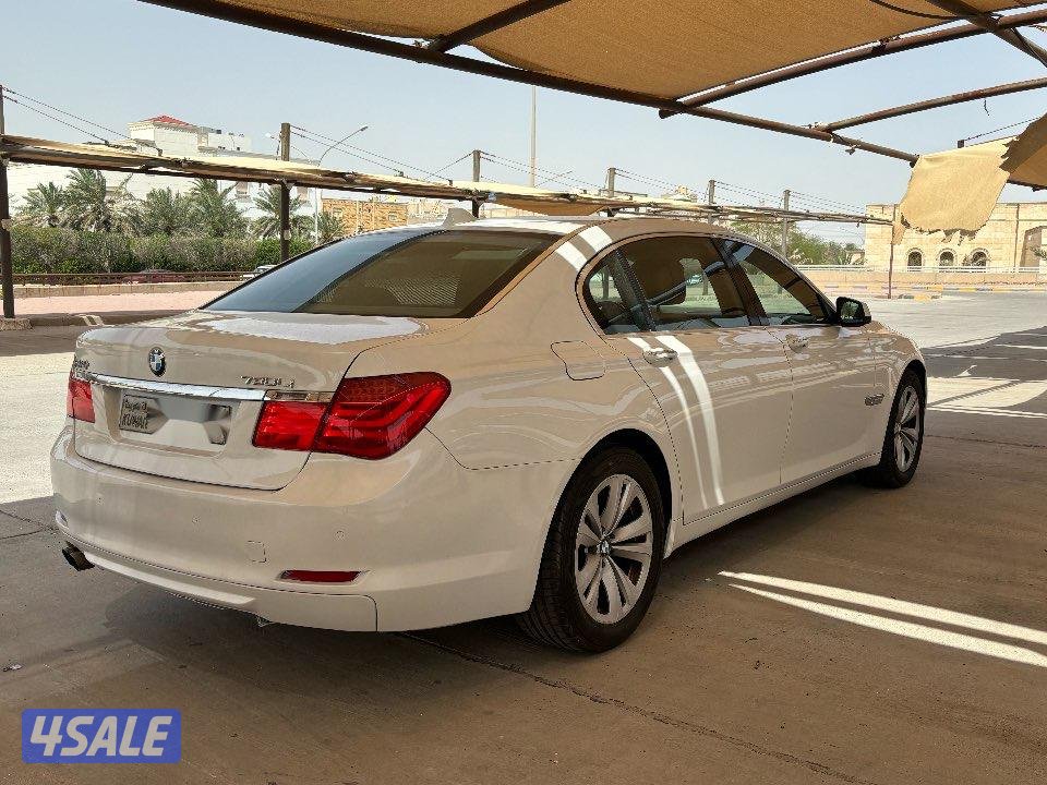 للبيع بي ام 730 Liموديل ٢٠١٢5