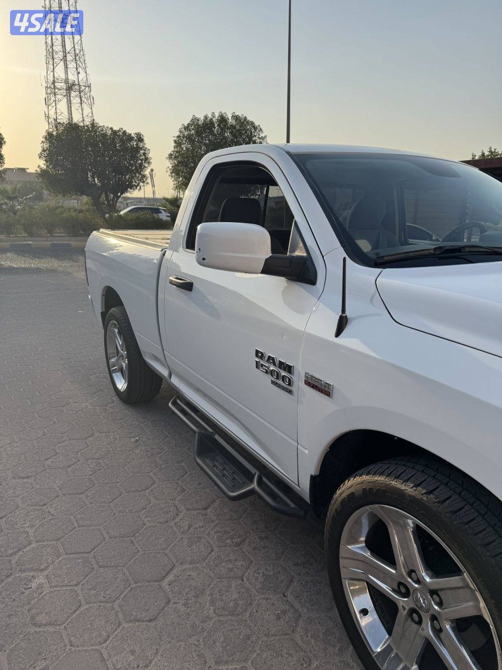 رام وانيت للبيع، ٦ سلندر نادر، سيرفز كله بالوكالة، الموتر مافي شي4