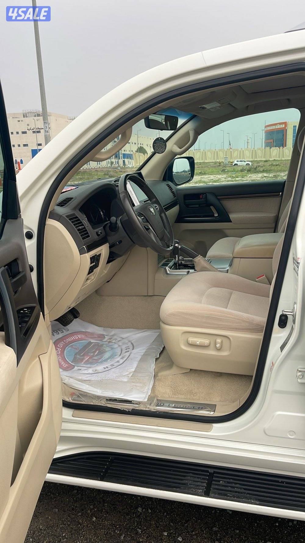 لاند كروز تورينق مخمل 2019 الساير بحاله الوكاله عداد 131 الف6