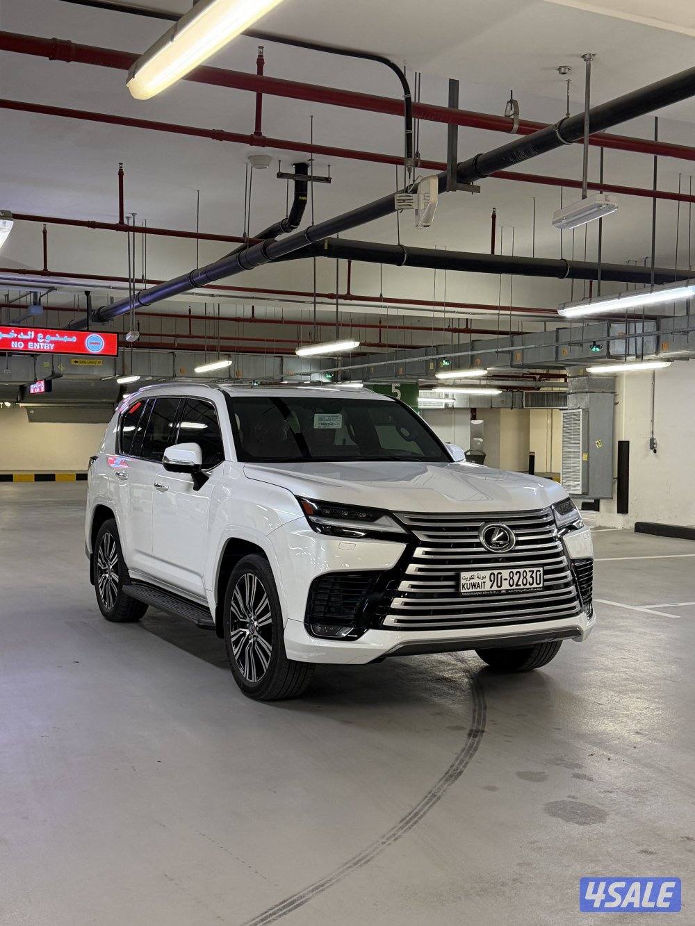 للبيع لكزس Lx600 صبغ وكالة عداد 61 الف1