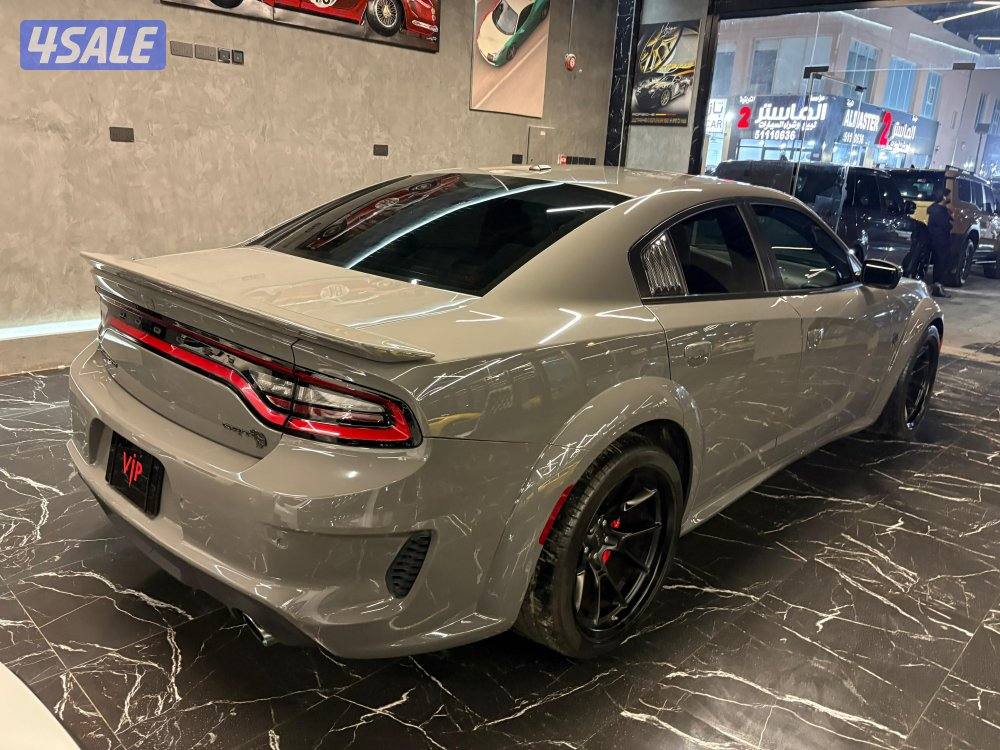 دودج تشارجر SRT هلكات Red eye8