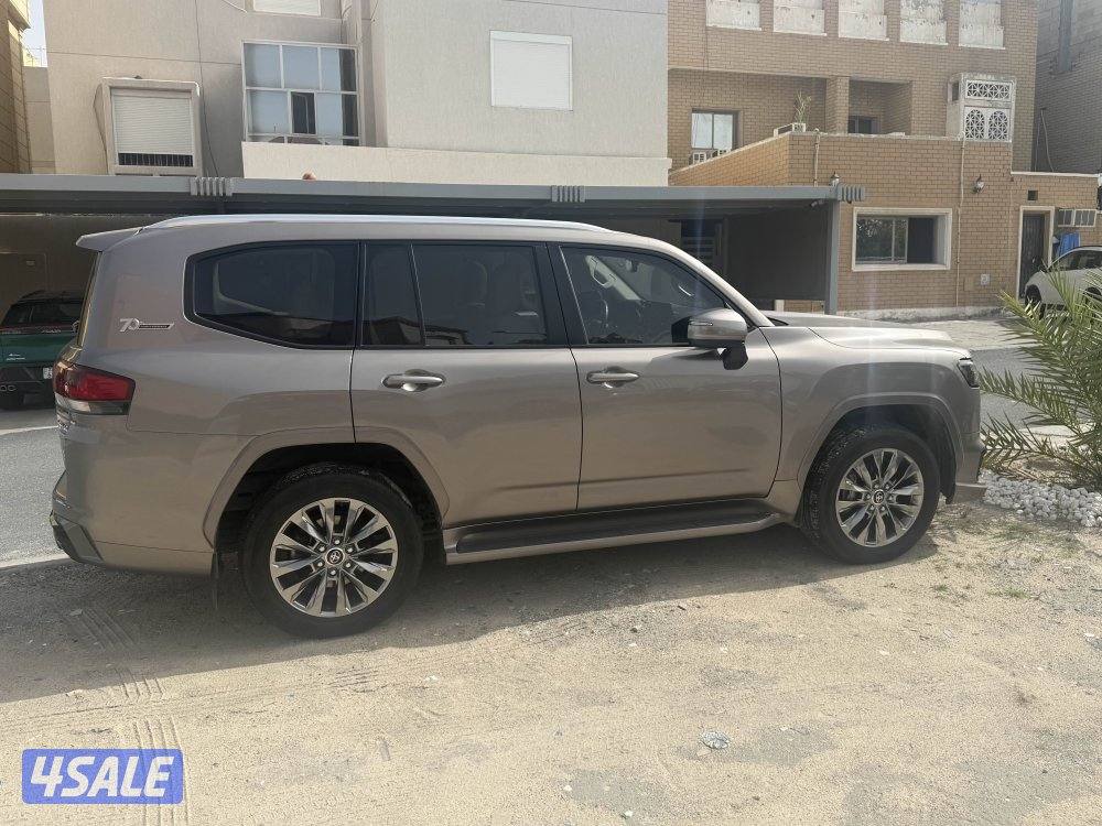 كامل المواصفات شرط الفحص صبغ وكاله 6 سلندر بدون تيربو1