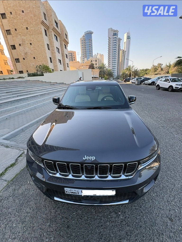 2024 Jeep Grand Cherokee Limited/ Like New and Low Mileage2