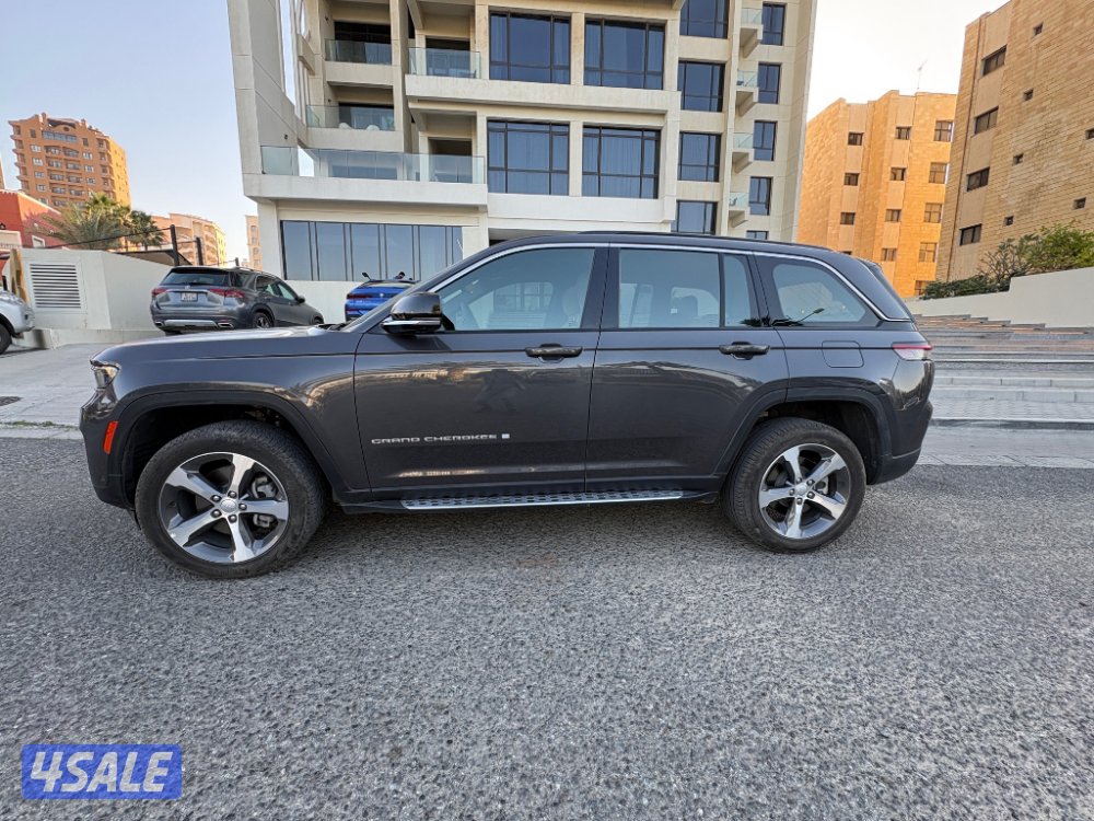 2024 Jeep Grand Cherokee Limited/ Like New and Low Mileage5