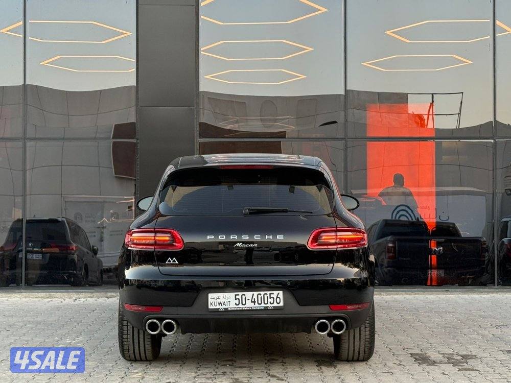 PORSCHE MACAN _20185
