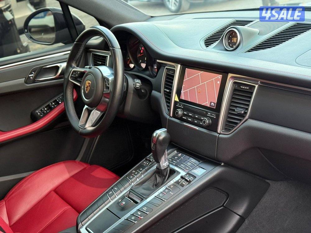 PORSCHE MACAN _20187