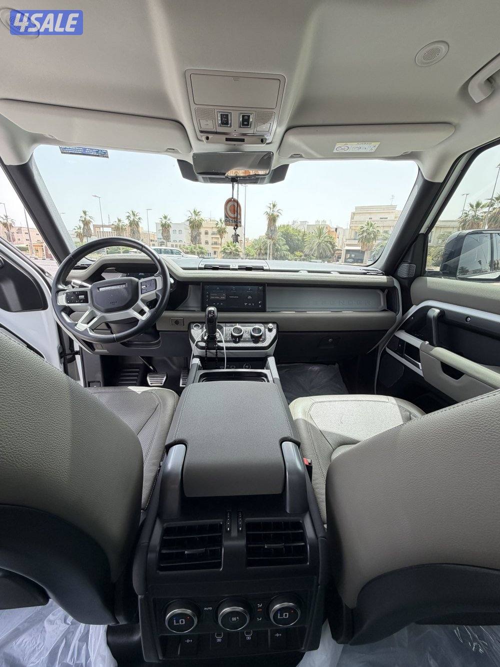 للبيع ديفندر SE110 موديل 2022 وارد الكويت قابل للمساومه بالمعقول2