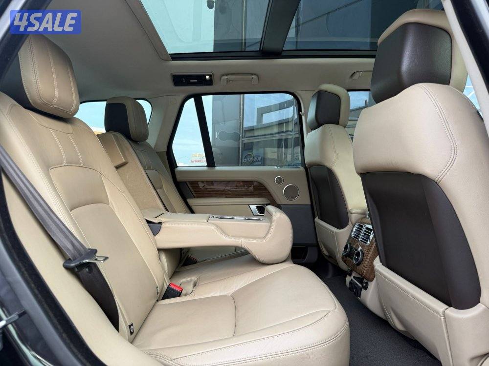 RANGE ROVER HSE V6 _ 2018 صبغ الوكالة9