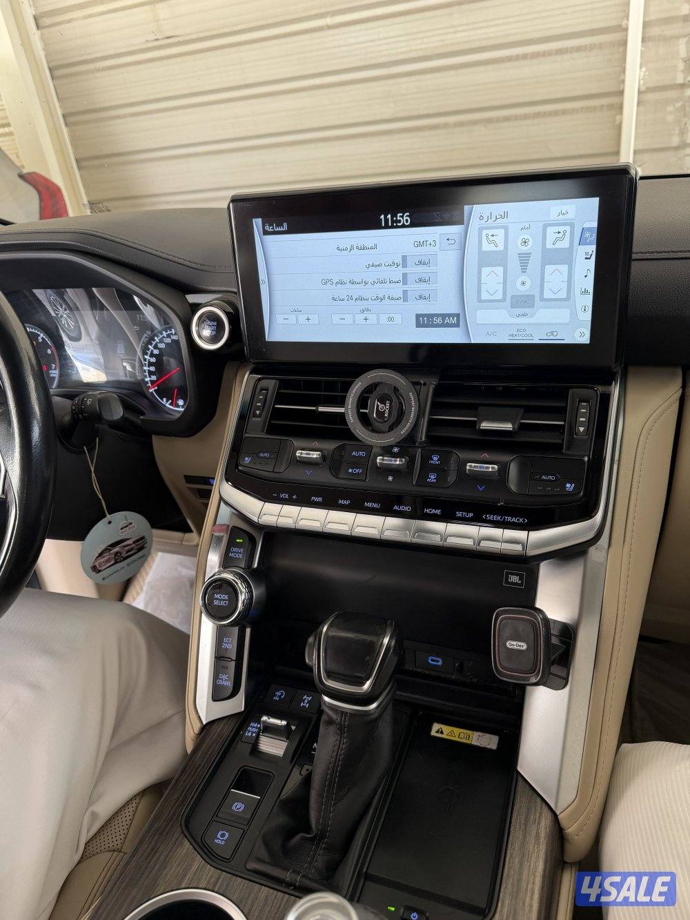 للبيع  لاندكروزر2022 VX تون تيربو1