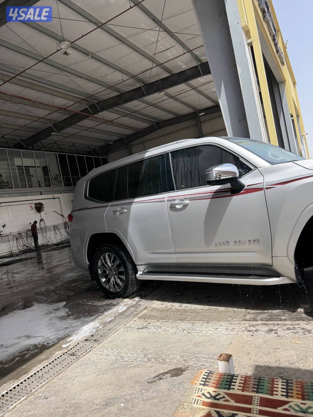 للبيع  لاندكروزر2022 VX تون تيربو2