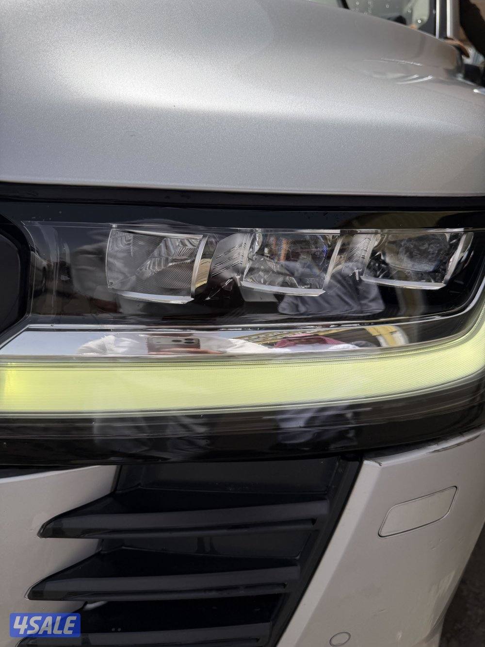 للبيع  لاندكروزر2022 VX تون تيربو3