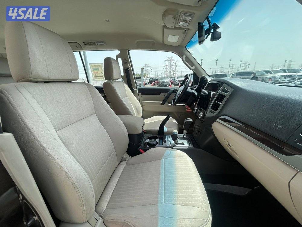 ميتسوبيشى باجيرو  موديل 2020 ماشى 17.000 k.m وارد الملا . صبغ وكالة5