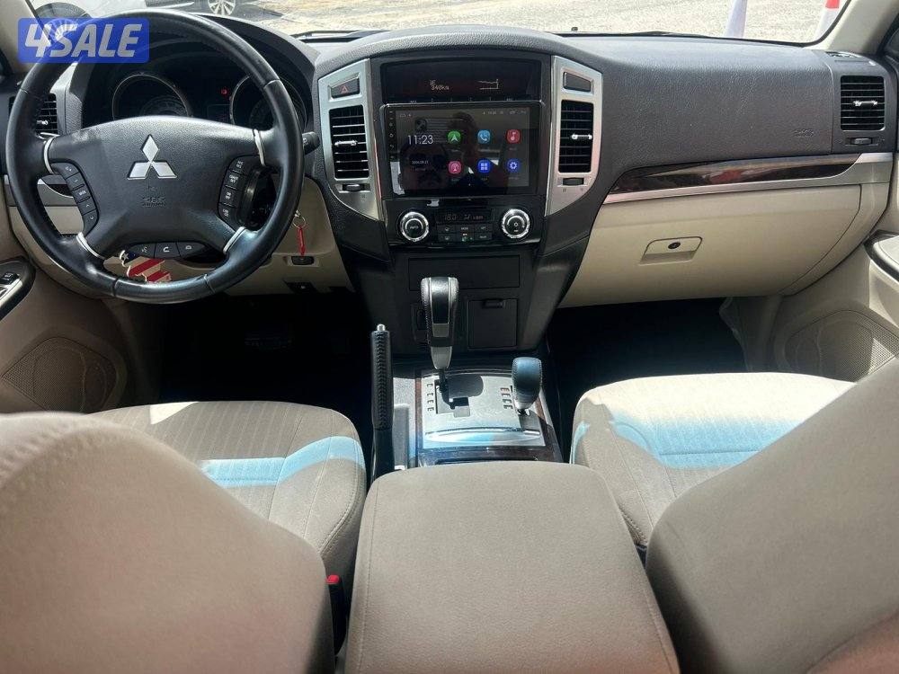 ميتسوبيشى باجيرو  موديل 2020 ماشى 17.000 k.m وارد الملا . صبغ وكالة6