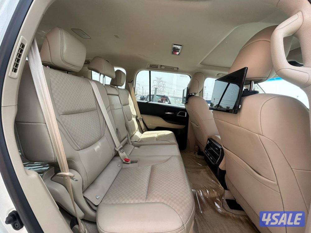 لاند كروزر VX.R AEROs twin turbo.V6  موديل 2023 ماشى 71.000 k.m4