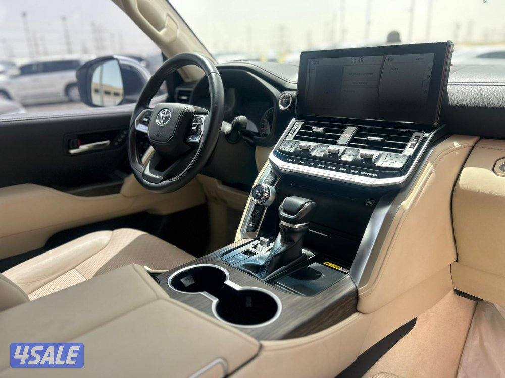 لاند كروزر VX.R AEROs twin turbo.V6  موديل 2023 ماشى 71.000 k.m7