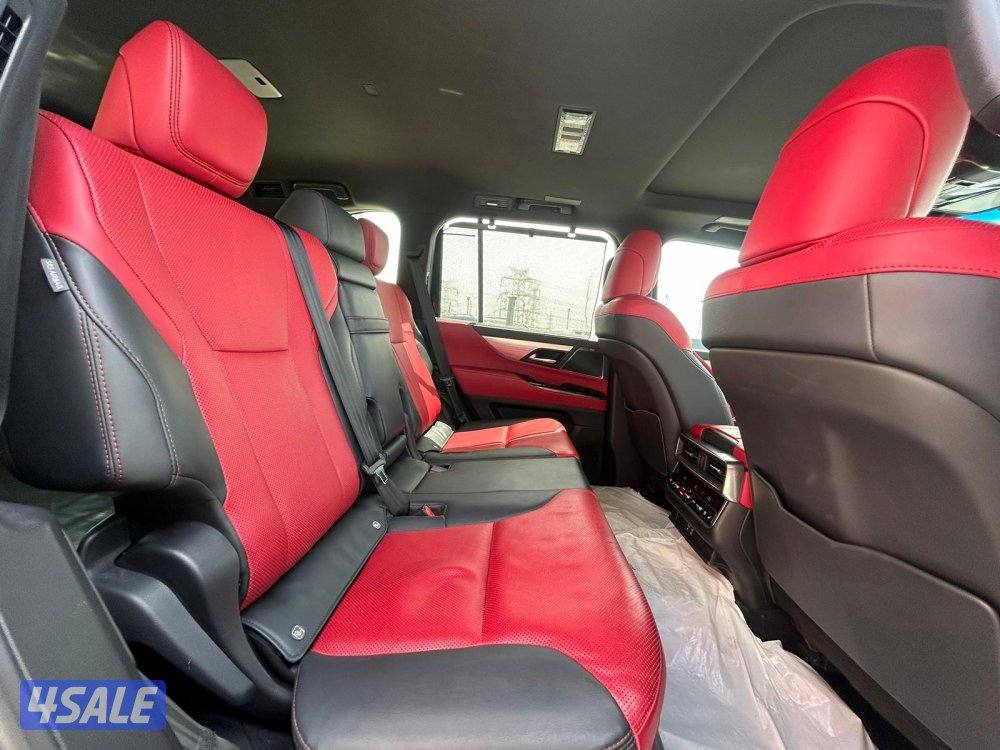 لكزس F.SPORT LX600 twin turbo.V6 موديل 2022  ماشى 71.000 k.m4