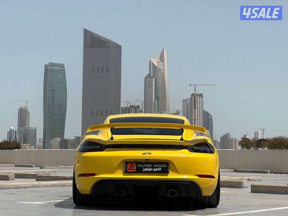 بورشهCAYMAN GT4(قيرعادي) موديل2020 وارد البحرين عداد22الف سيرفس منتظم2
