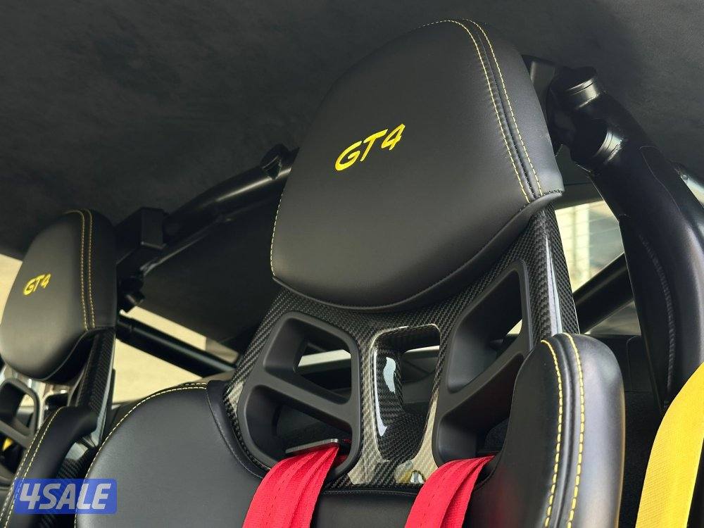 بورشهCAYMAN GT4(قيرعادي) موديل2020 وارد البحرين عداد22الف سيرفس منتظم11