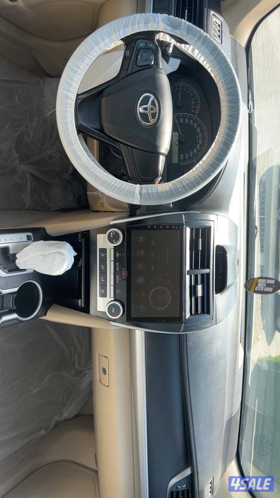 للبيع كامري وارد الساير بيضاء ماشيه 220الف جي ال2