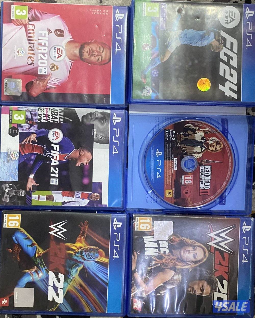 للبيع اشرطه سوني فور شبه جدد0