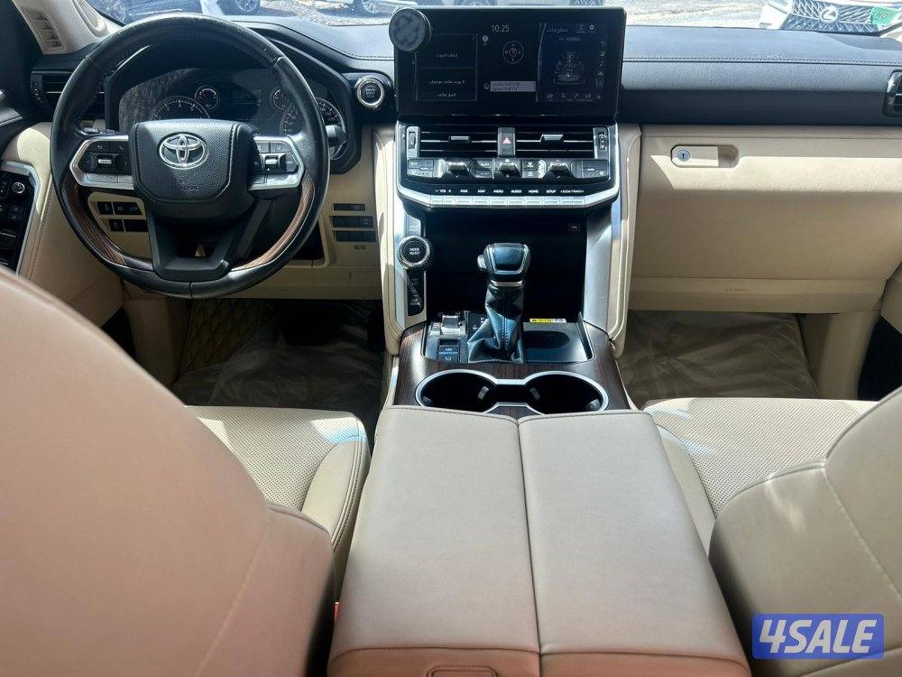 تويوتا لاند كروزر GX.R AEROs twin turbo.V6 موديل 2024 ماشى 65.000 k.m5