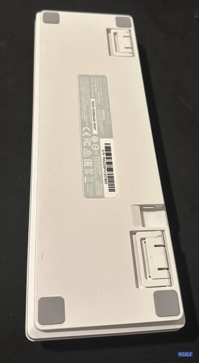 RAZOR HUNTSMAN MINI WHITE 60%2