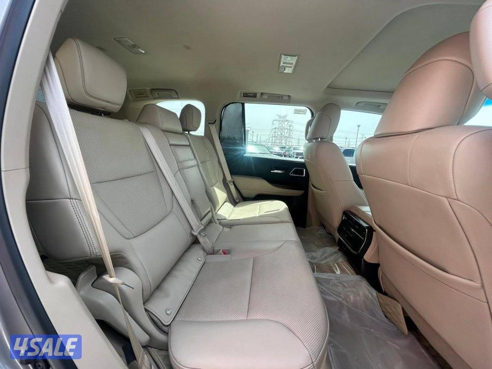 تويوتا لاند كروزر GX.R AEROs twin turbo.V6 موديل 2024 ماشى 65.000 k.m7