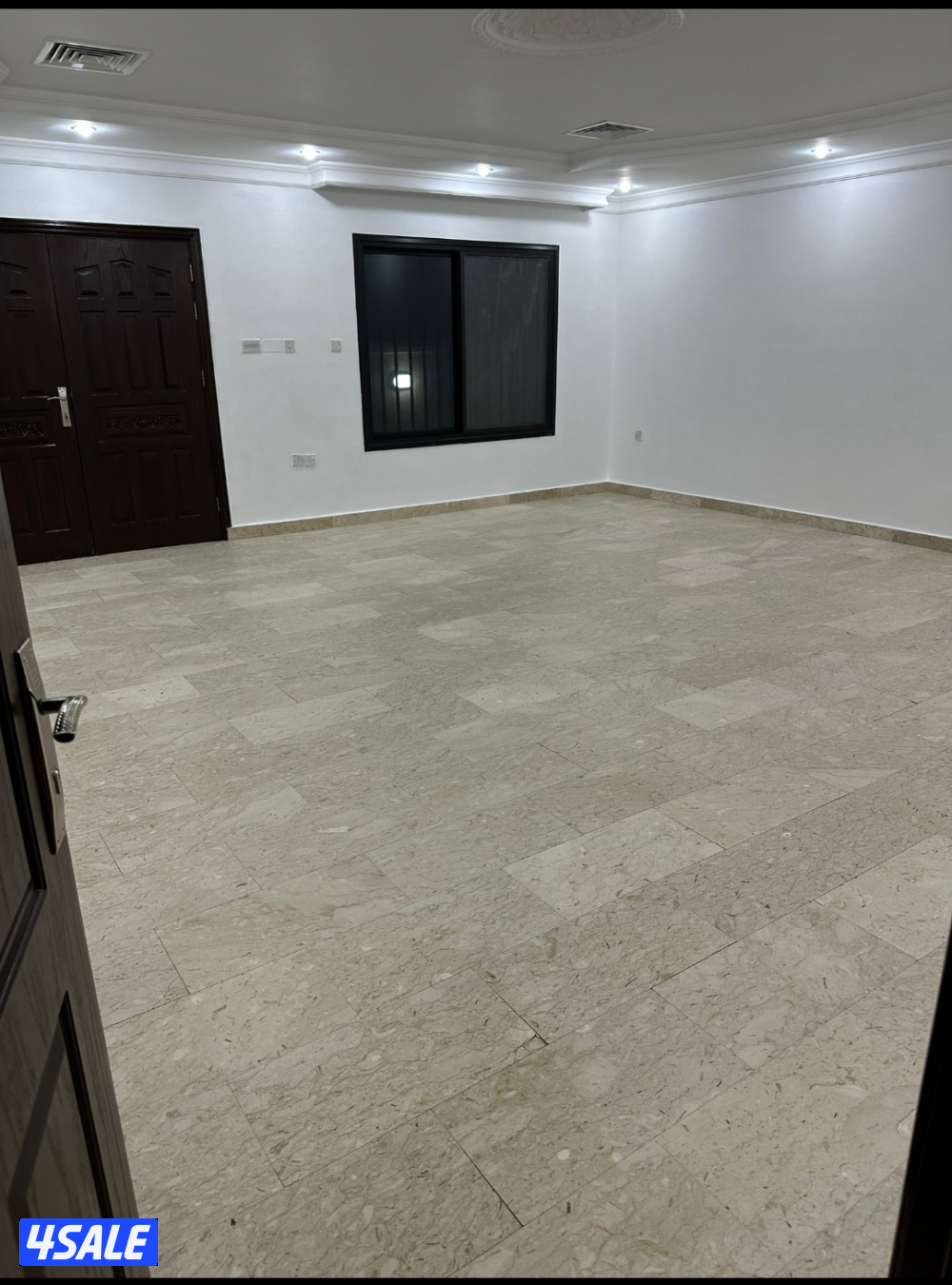 للأيجار دور أرضي بسلوئ0