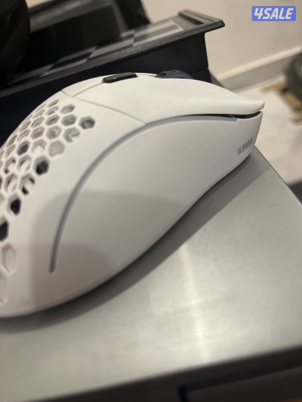 GLORIOUS MODEL D- MOUSE4