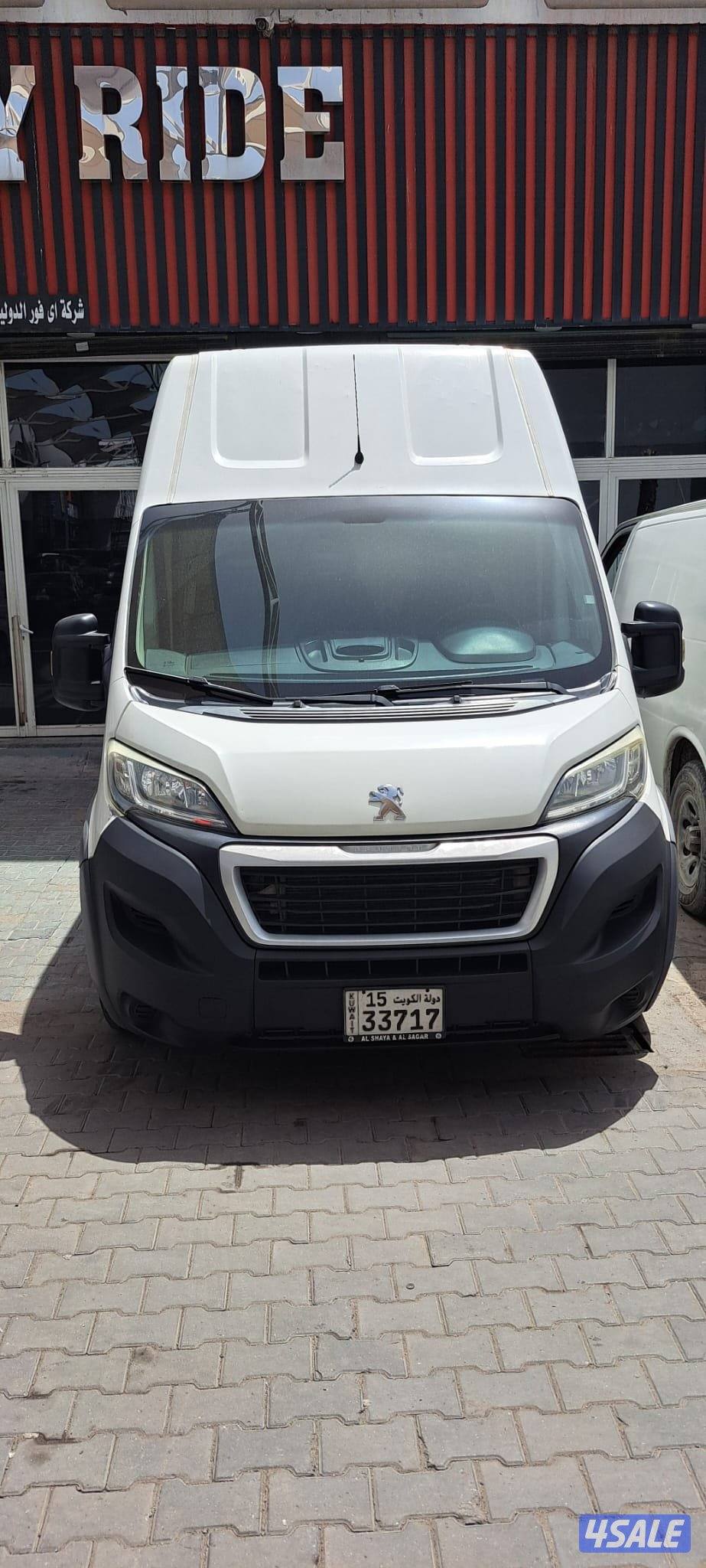 كراج متنقل بيجو بوكسر اكبر حجم ٢٠١٨1