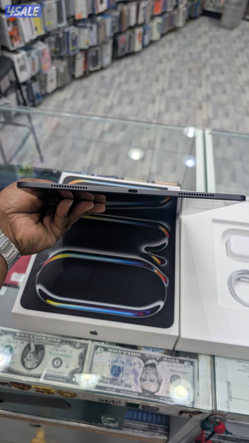 Apple Ipad pro M5 (13 inch)7