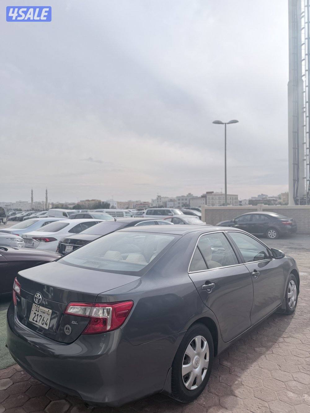 كامري GL 2013 عداد 170 بحاله وكالته3