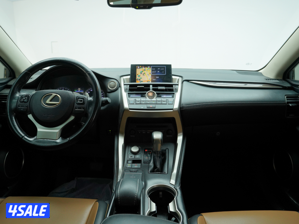 Lexus NX2