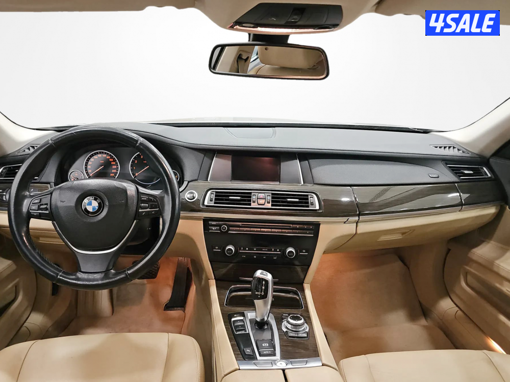 BMW 7 Series3