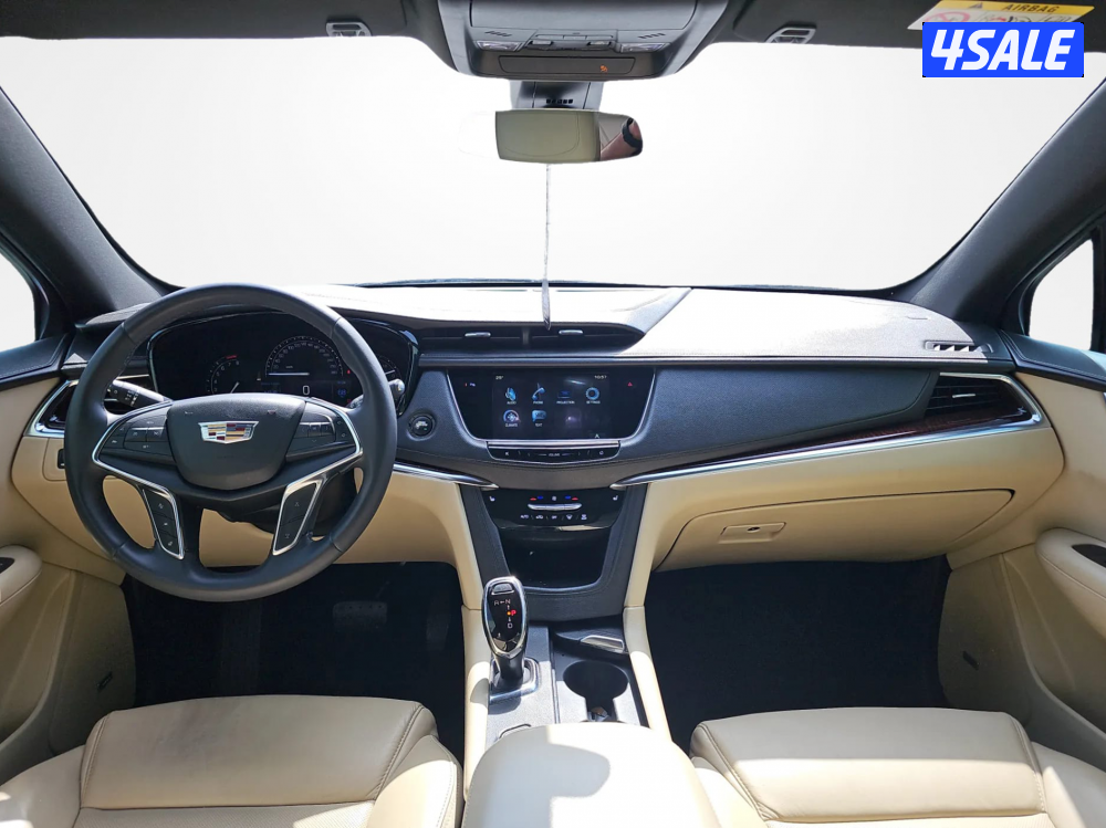 Cadillac XT54