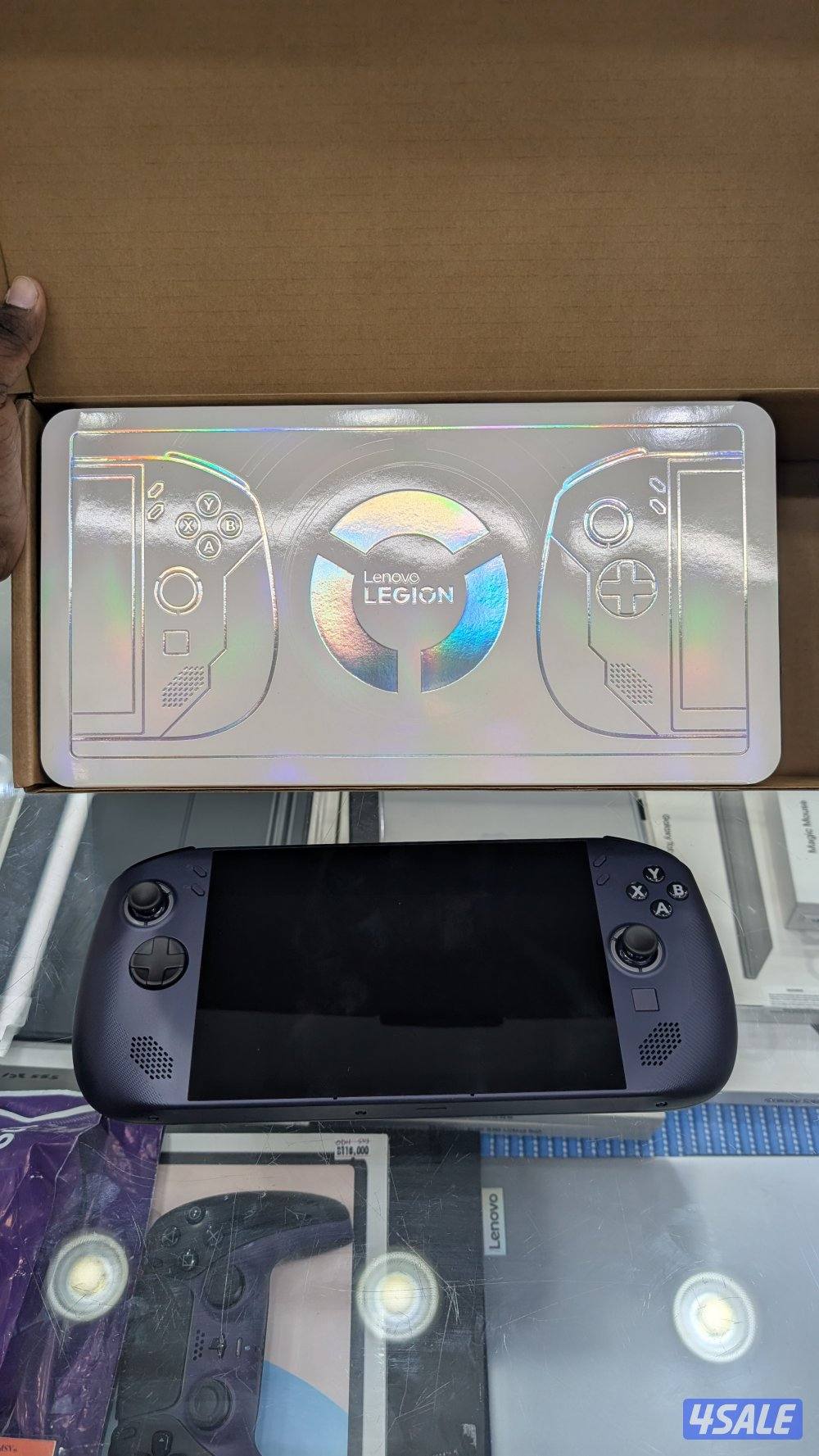 Lenovo legion go S Z1 Extreme1