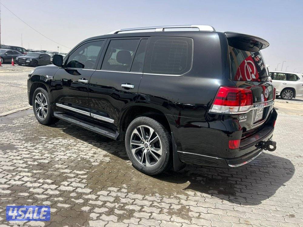 لاند كروزر GX.R-قراند تورينق .V8 موديل 2020 ماشى 145.000 k.m2
