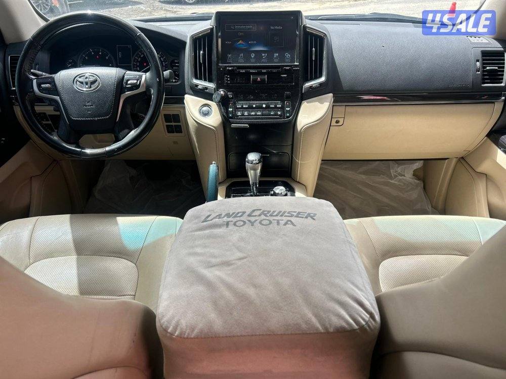 لاند كروزر GX.R-قراند تورينق .V8 موديل 2020 ماشى 145.000 k.m6