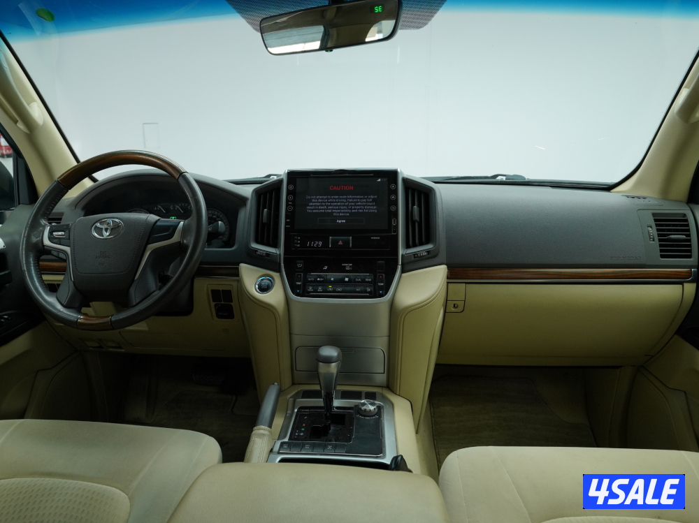 Toyota Land Cruiser2