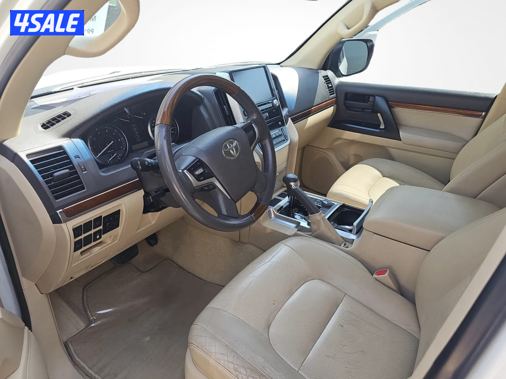 Toyota Land Cruiser3