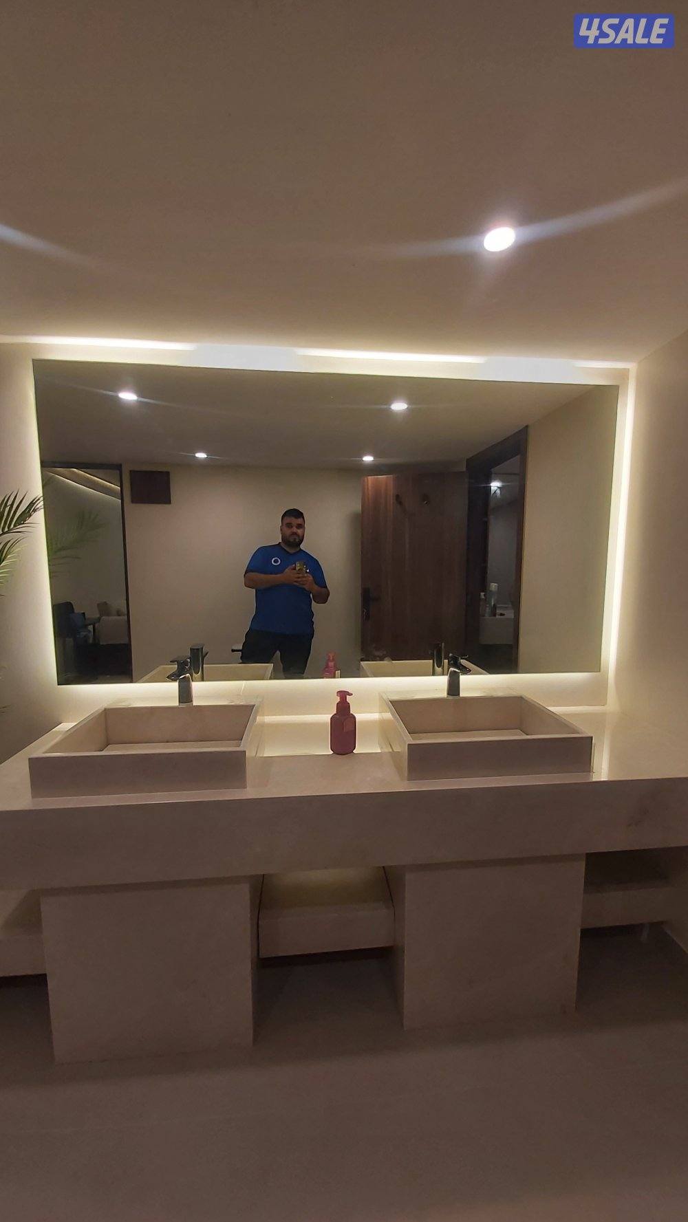 فني تركيب زجاج ومرايا2