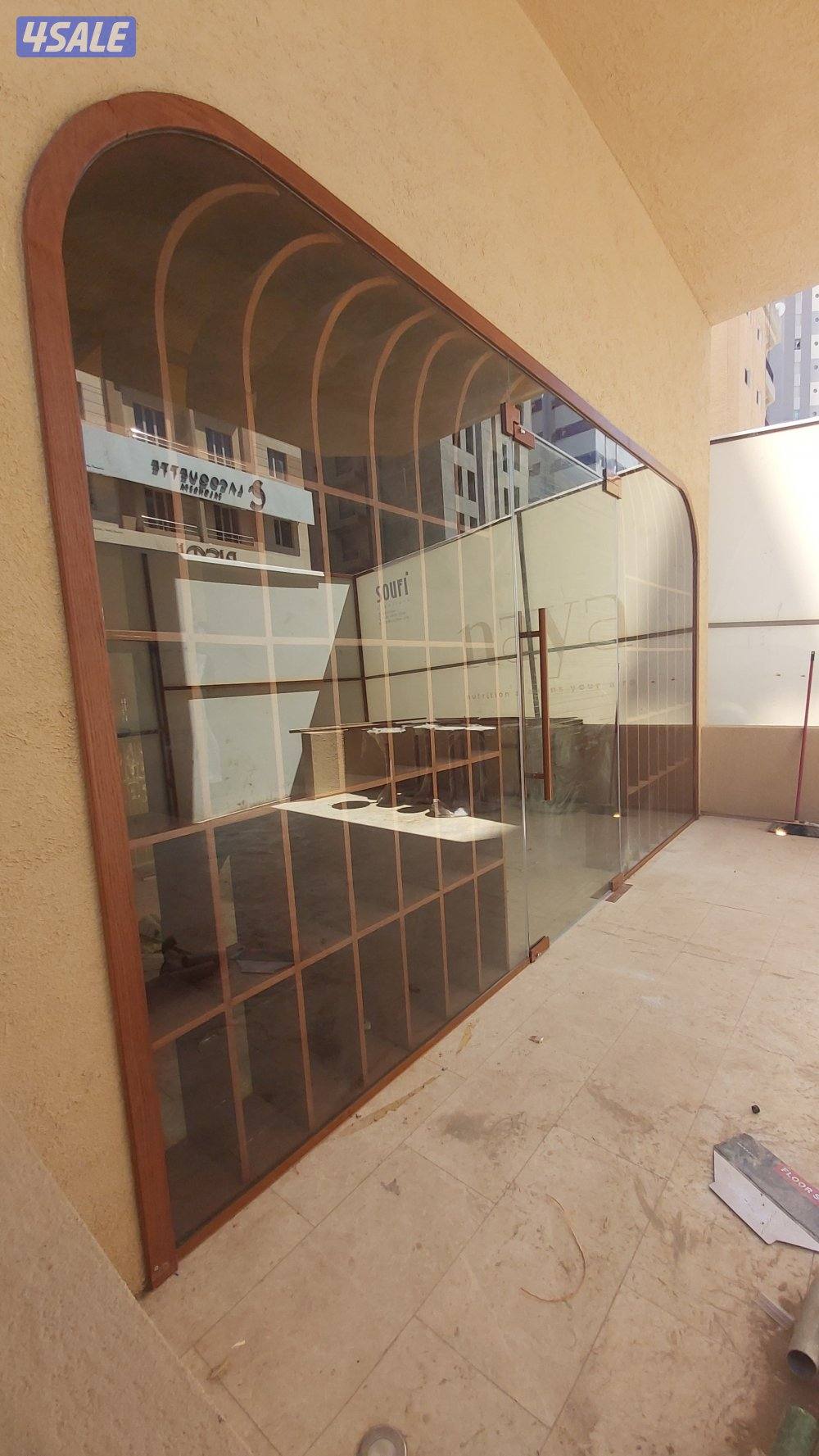 فني تركيب زجاج ومرايا10