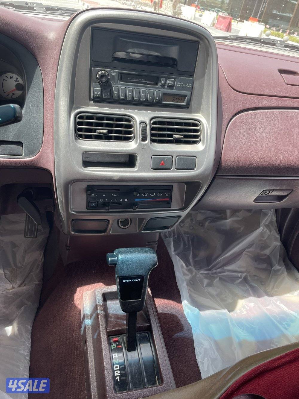 وانيت نيسان سوبر GL  قير تماتيك ماشي 55 فقط3